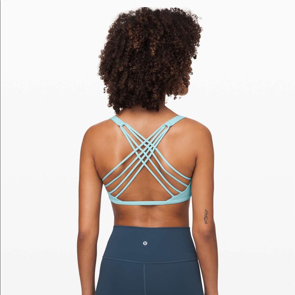 [NWT] Lululemon Free to Be Serene Bra